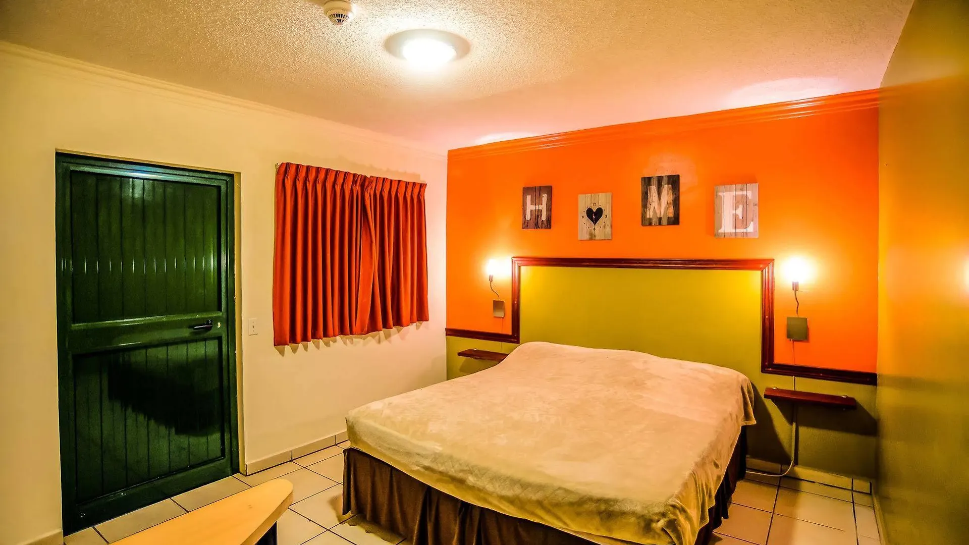 Perle D'Or Hotel Noord 3*,  Aruba